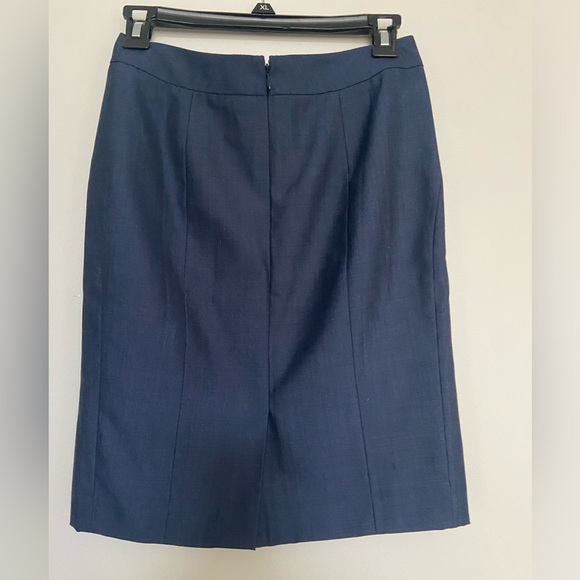 Ann Taylor navy skirt suit 0P - Picture 2 of 9